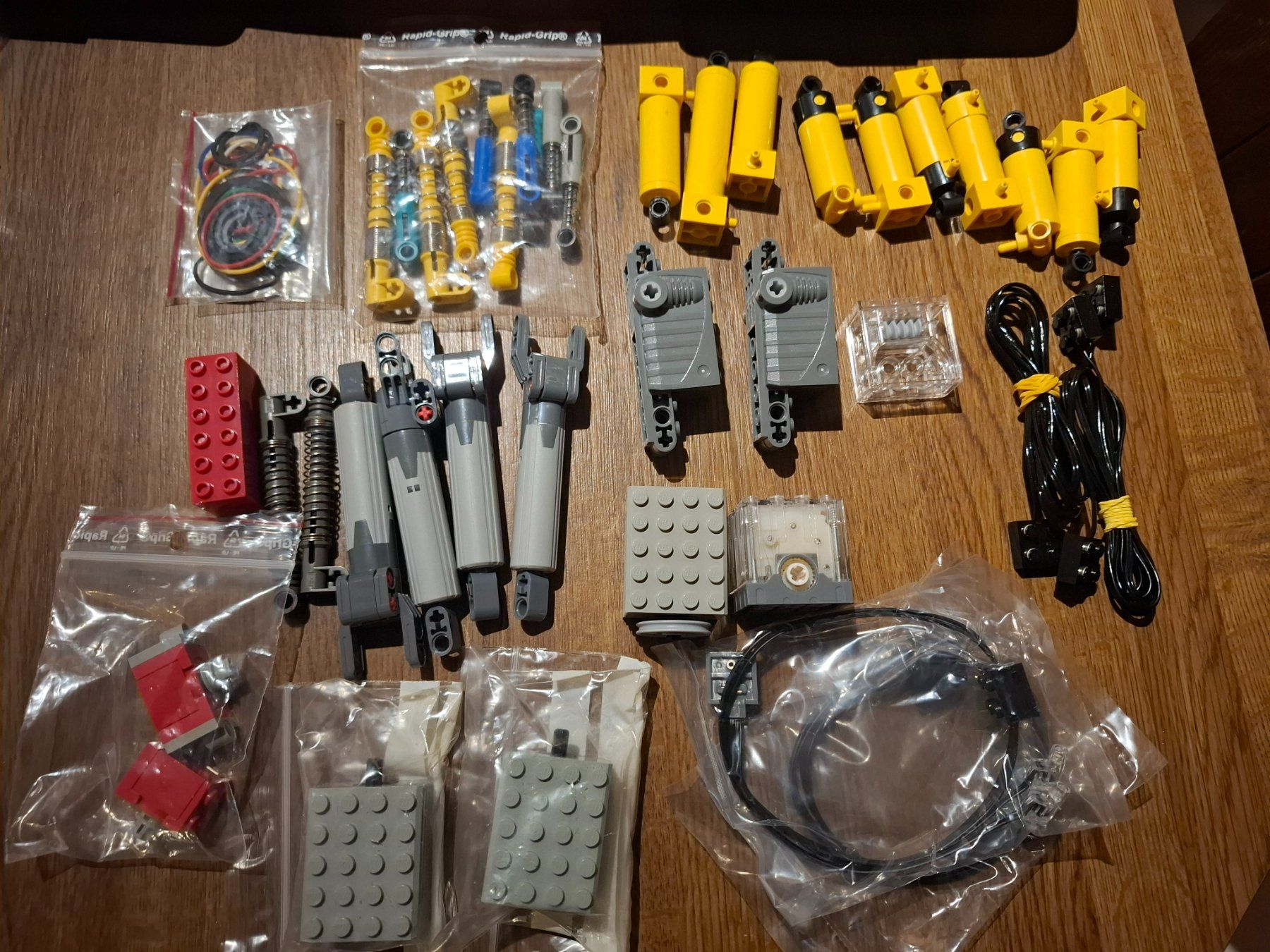 Lego Spielzeuge: Grosse Lego Sammlung plus Alternative Klemmbausteine – Gebraucht aus Wila von Osal 7