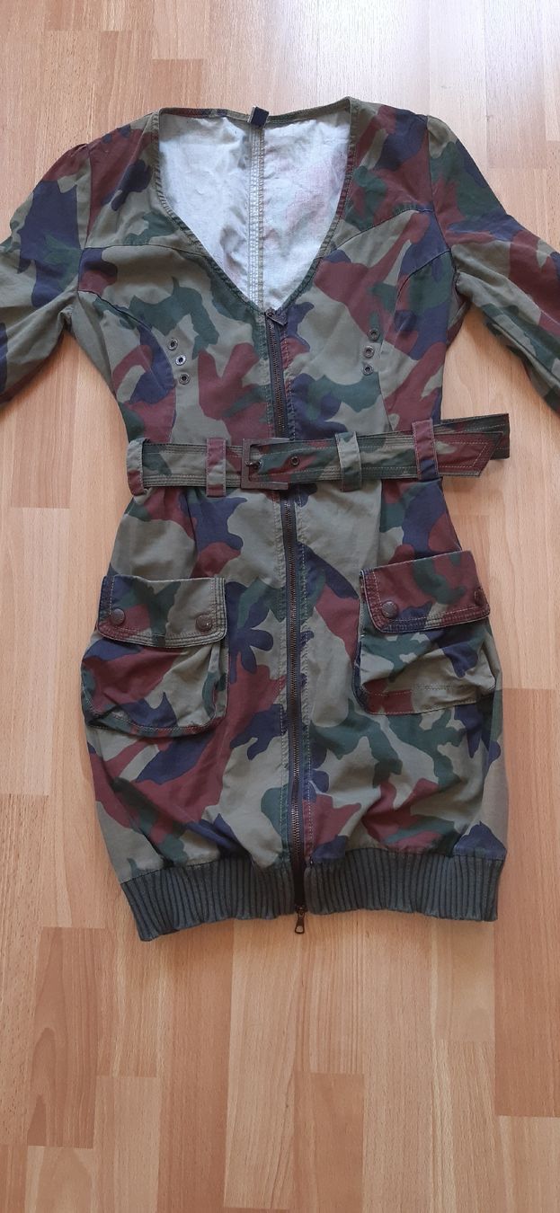 Vestiti: Jean-Paul Gaultier robe – Usato da Treycovagnes venduto da Diabolik70orange 1