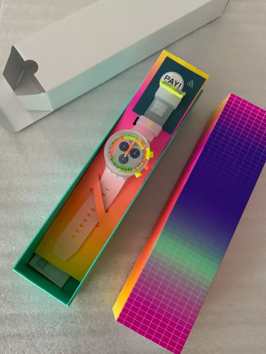 Swatch Uhren: Swatch Big Bold Chrono NEON JELLY PAY – Neu und originalverpackt aus Wettswil von rotonda 1