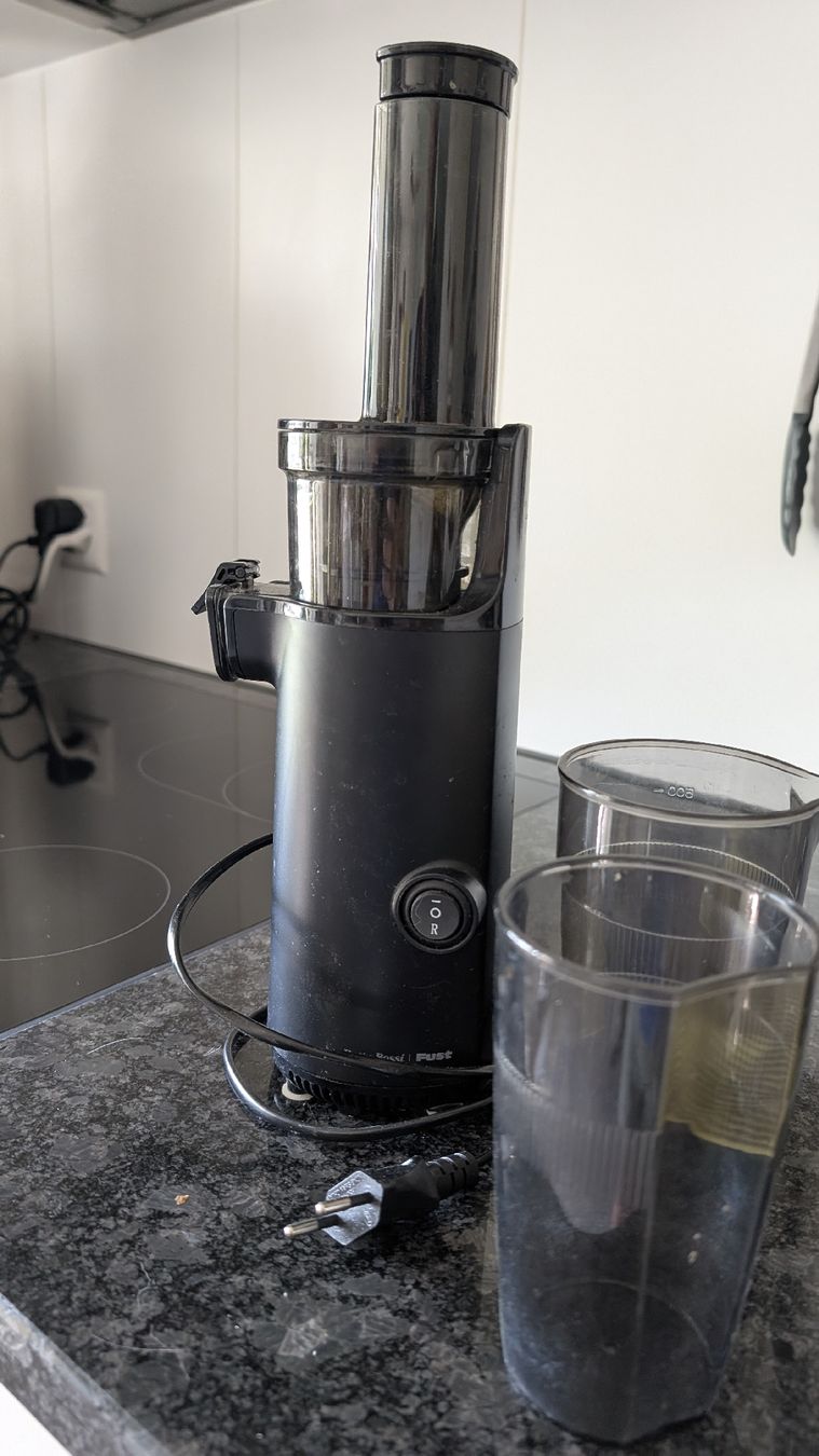 Appareils de cuisine: Extracteur de jus – D'occasion à Bernex par Natalys 1