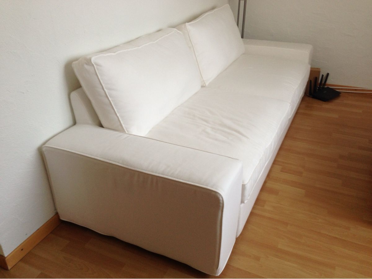 Divani: Weisses Sofa, 3-plätzig, sehr bequem – Usato da Meisterschwanden venduto da Stridu
