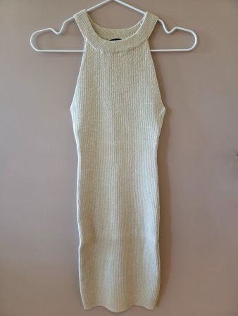 Glitzergold Strickkleid