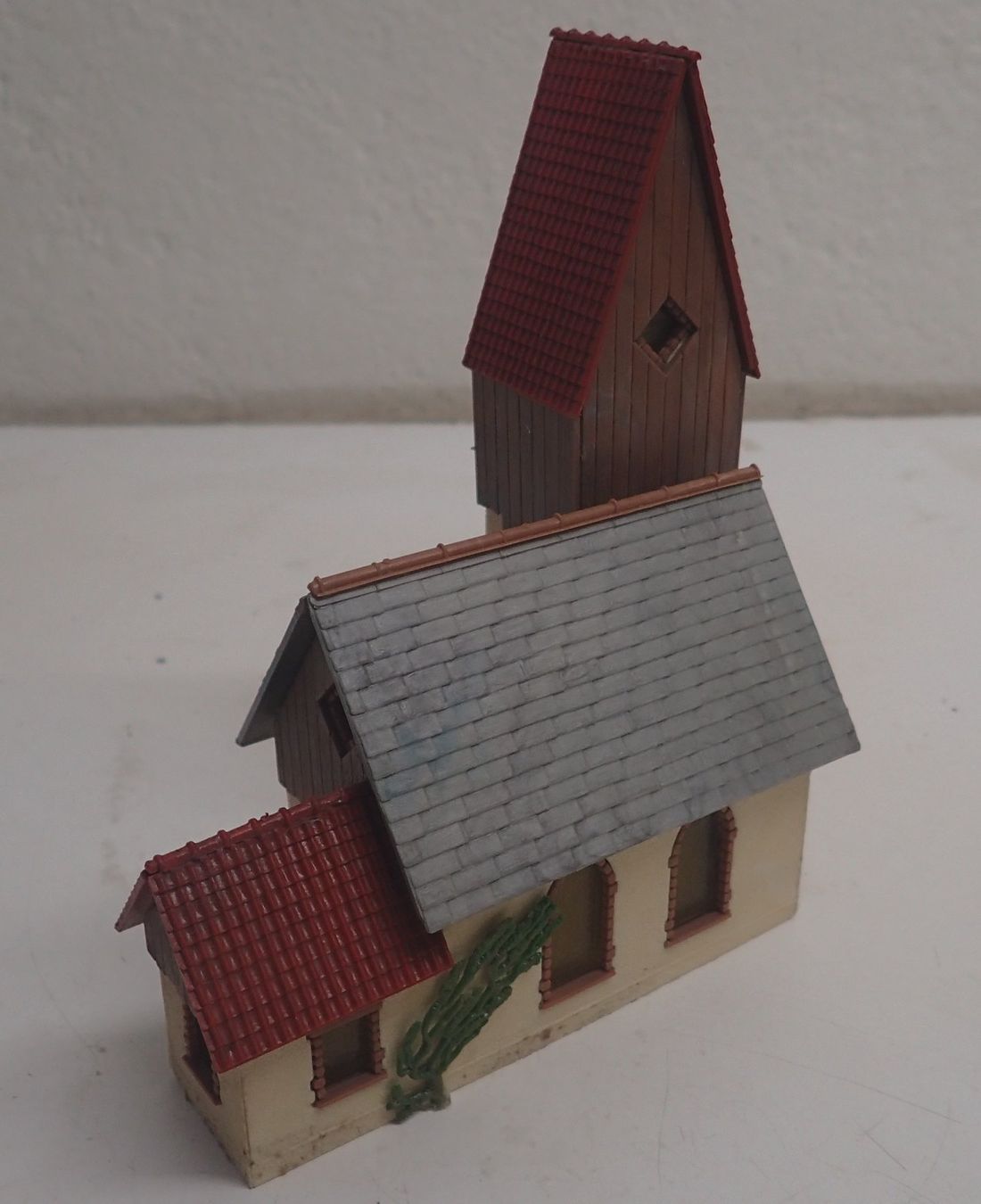 Faller Modelleisenbahnen: H0 Faller - Kirche / Eglise – Gebraucht aus Lausanne von Biquette6 4