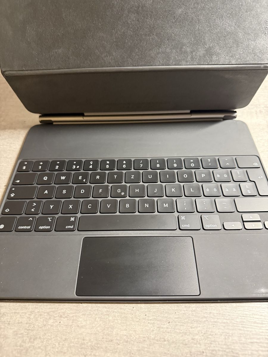 Apple Tastaturen: Magic Keyboard iPad Pro 12.9 – Gebraucht aus Meyrin von Steph_g28 1