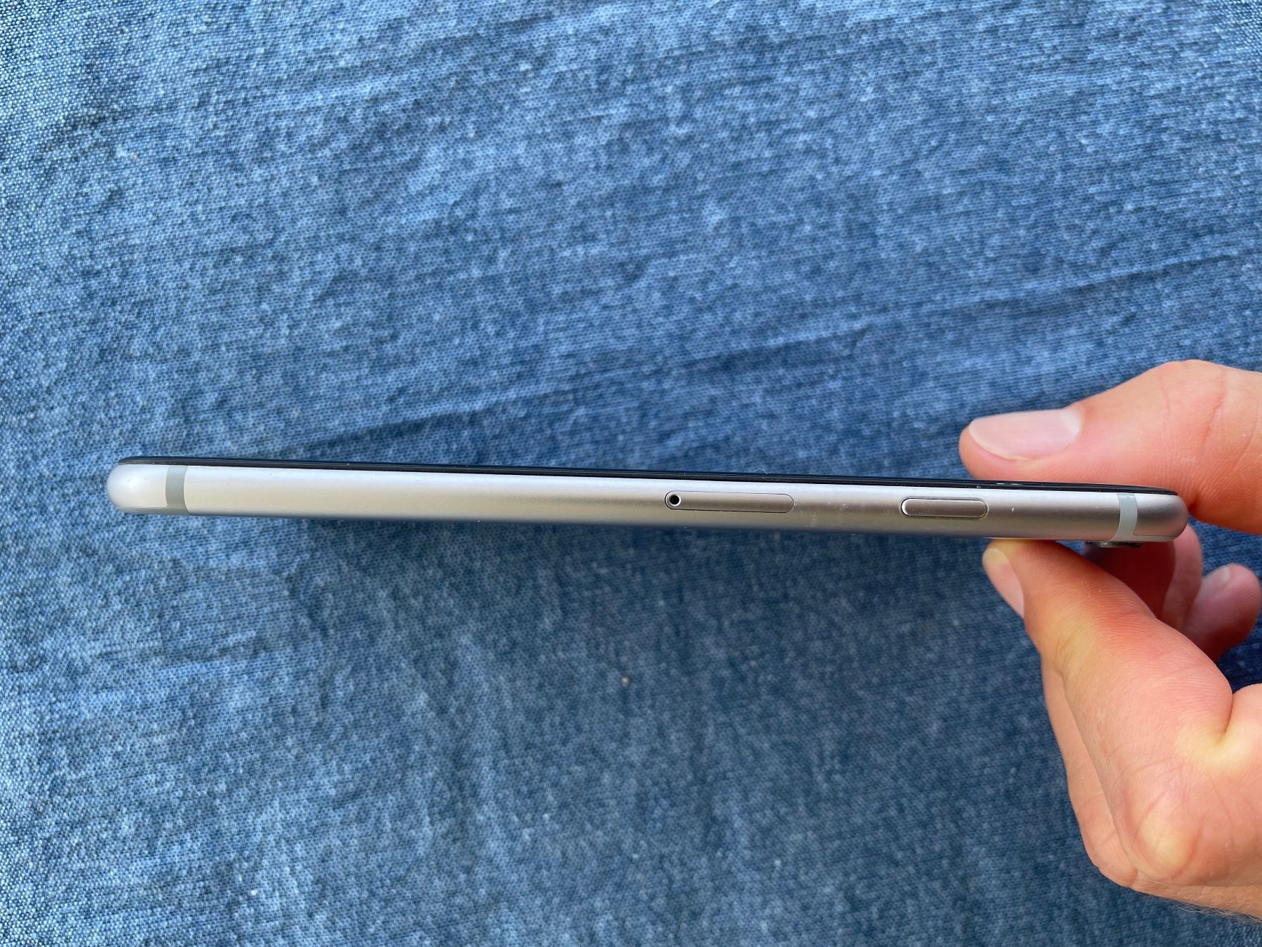 Apple Telefoni cellulari / Smartphones: iPhone 6 silber guter Zustand – Usato da Kreuzlingen venduto da CrestaNr.1 3