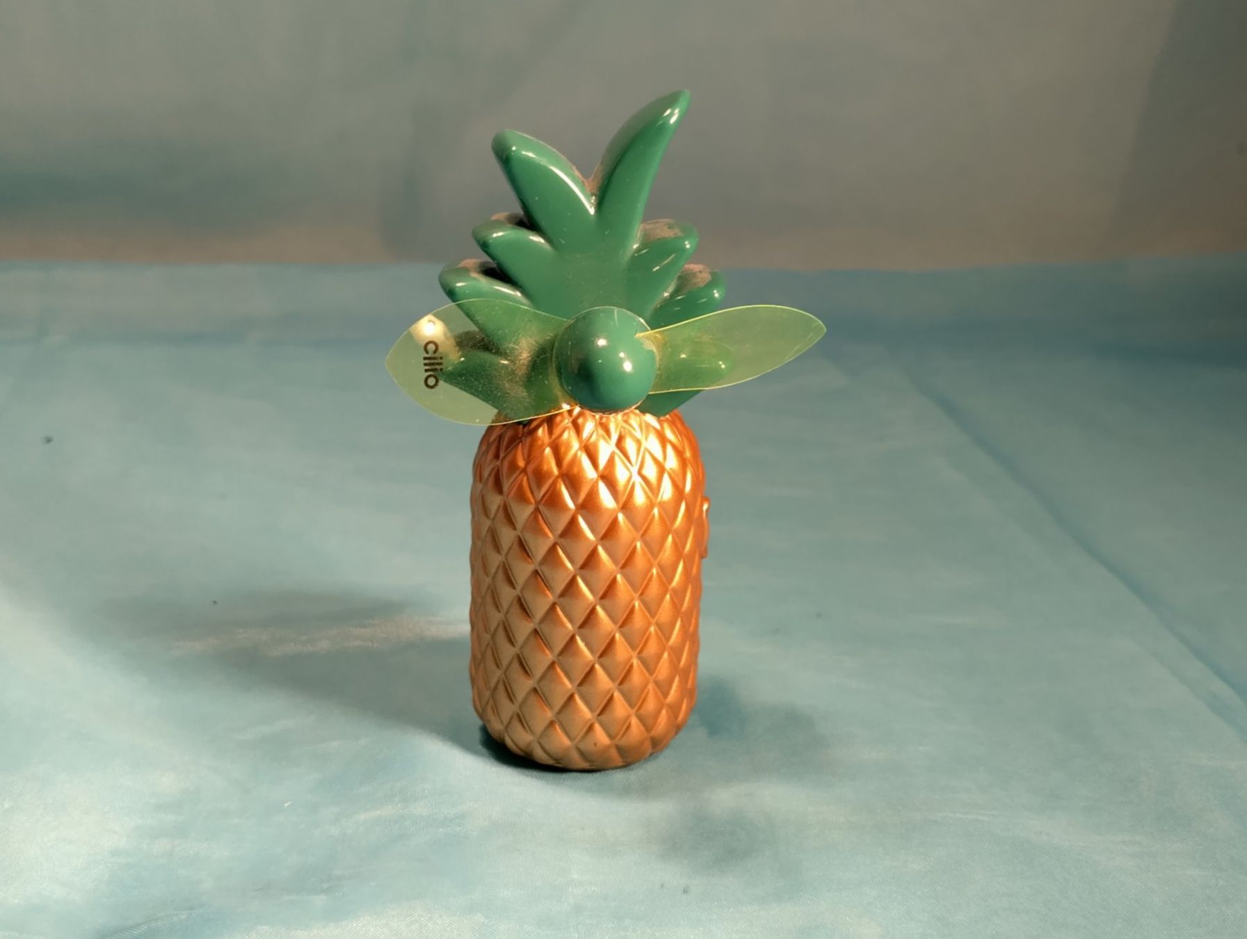 Ventilatoren: Handventilator, Ananas – Gebraucht aus Bellach von JingleCherry