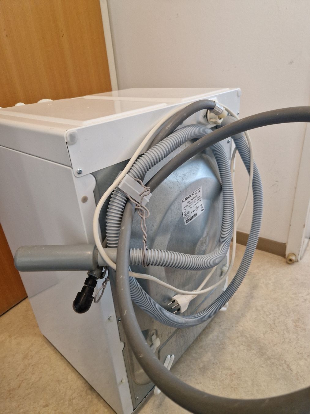 Kenwood Lavatrici: KENWOOD Mini 850 Waschmaschine – Usato da Basel venduto da  2