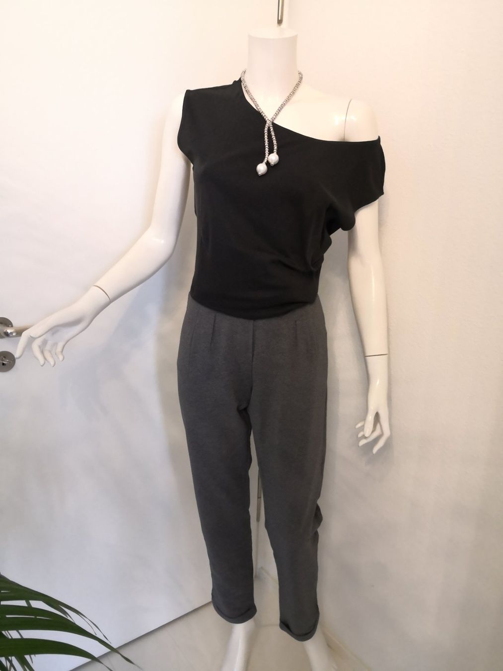Tchibo Pantaloni: 🤩TCHIBO JOGGING-HOSE GRAU – Nuovo (secondo la descrizione) da Olten venduto da Naja-Twins-Twins 4