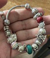 Pandora Armkette mit 15 Charms