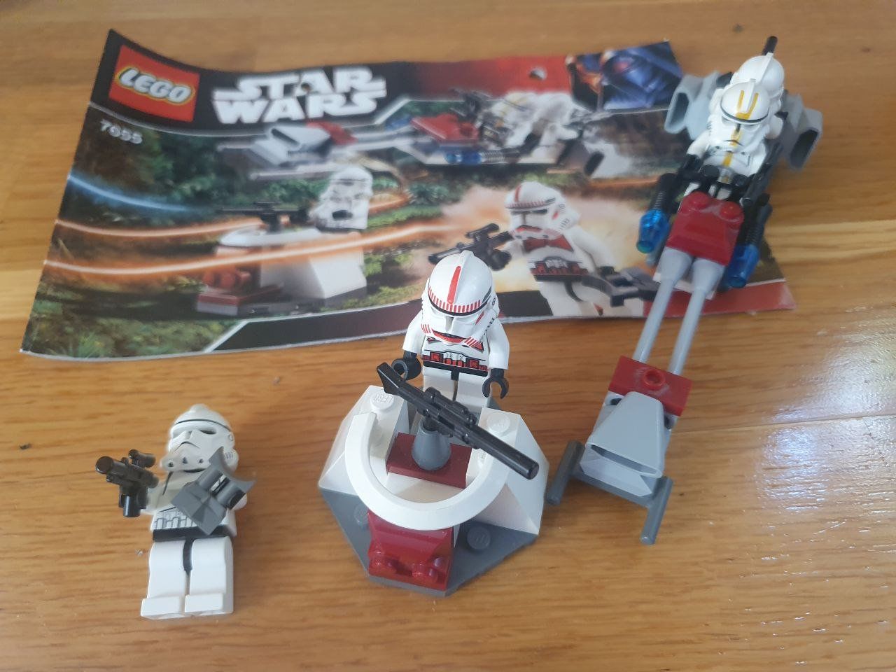 Lego Kit di costruzioni: 7655 LEGO Star Wars Clone Troopers Battle Pack – Usato da Bernex venduto da Mardone 1