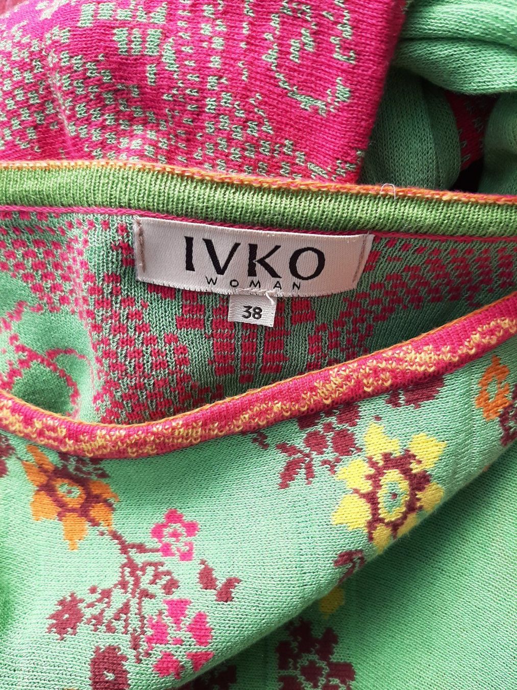 Ivko Pullover & Sweatshirts: Luftiger IVKO Pulli / Oberteil 38 aus dem Nile – Gebraucht aus Bern von Preloved.Nile.4.Sale 7
