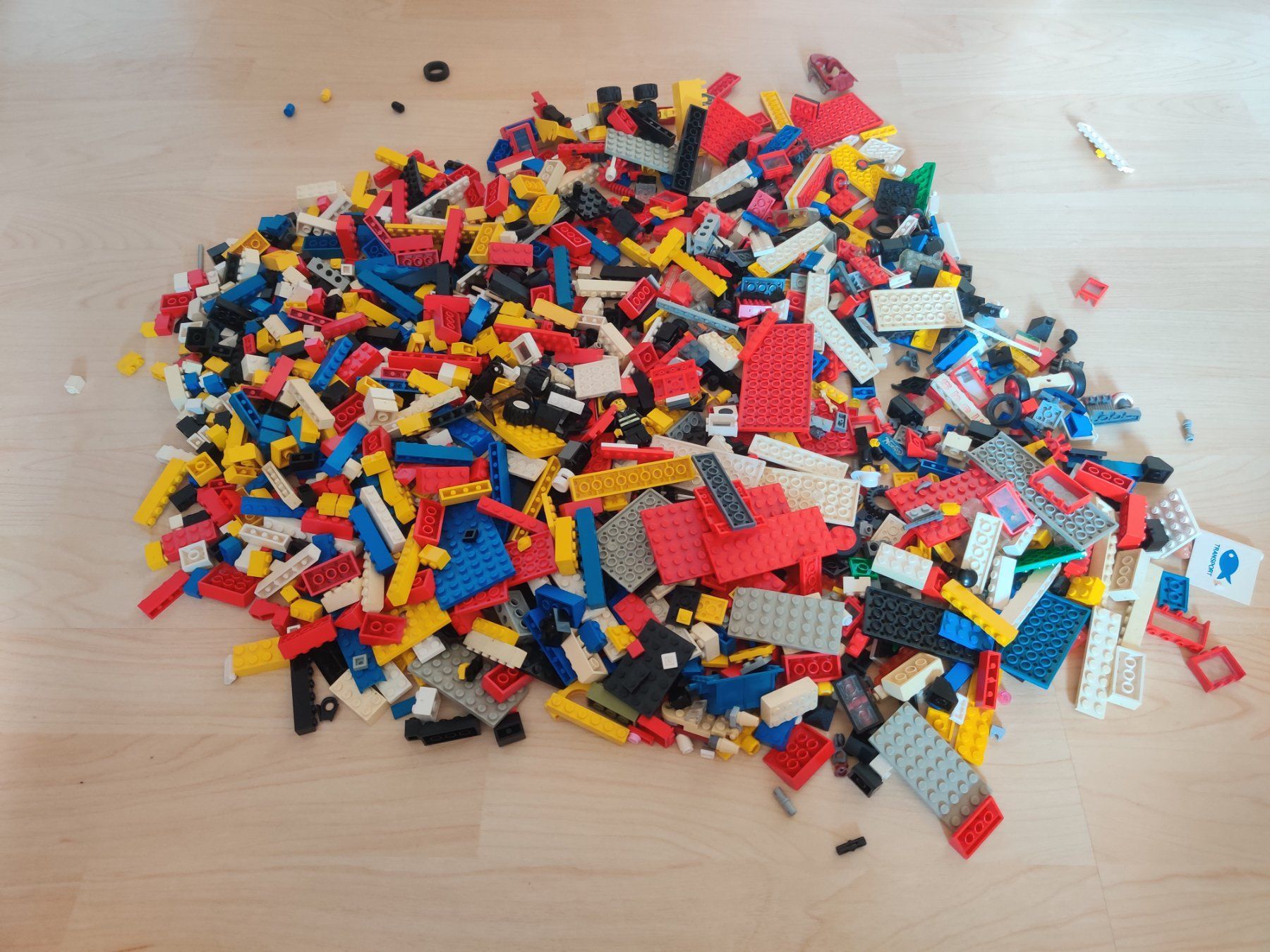 Lego Kit di costruzioni: Kiste mit diversen Legoteilen – Usato da Seon venduto da Dave5703 1