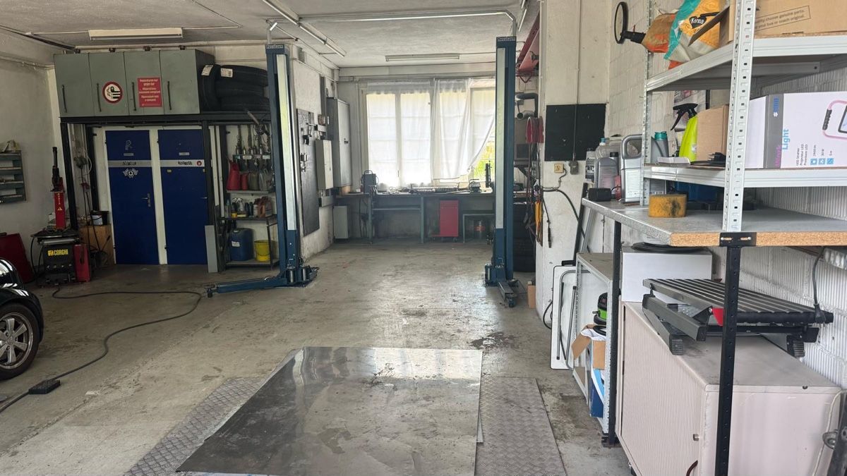 Altro per Eventi aziendali & Feste: Auto Garage Mitmieter gesucht – Usato da Schongau venduto da sabu46