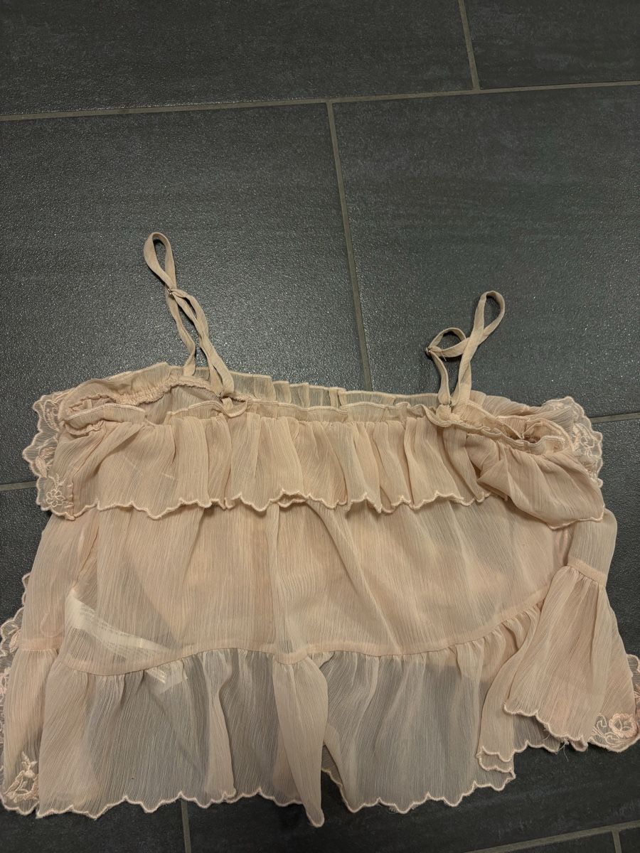 Stradivarius Tops: Stradivarius Flowing Strappy Lace TOP S – D'occasion à Rümlang par svent 6