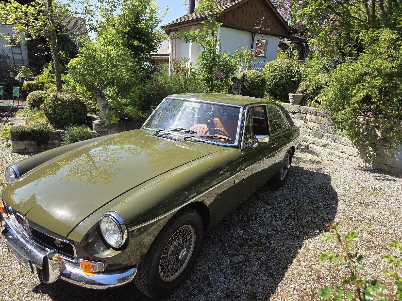 MG Automobili: MG B GT Oldtimer Erstlack Chrommodell – Nuovo (secondo la descrizione) da Uesslingen venduto da 1Atelier
