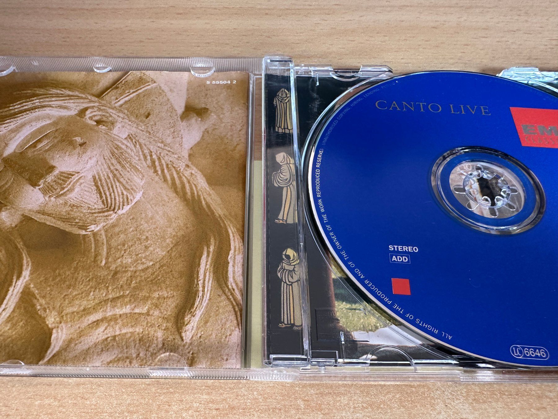 CD: D4 Coro De Monjes Del Monasterio Benedictino De Canto Live – Usato da Rikon im Tösstal venduto da Alpenmutz 2