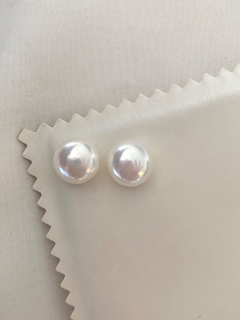 Orecchini pendenti & Orecchini a lobo: 12.5mm Süsswasserperlen Ohrstecker – Nuovo e nell'imballaggio originale da Sarnen venduto da Yingsperlen3