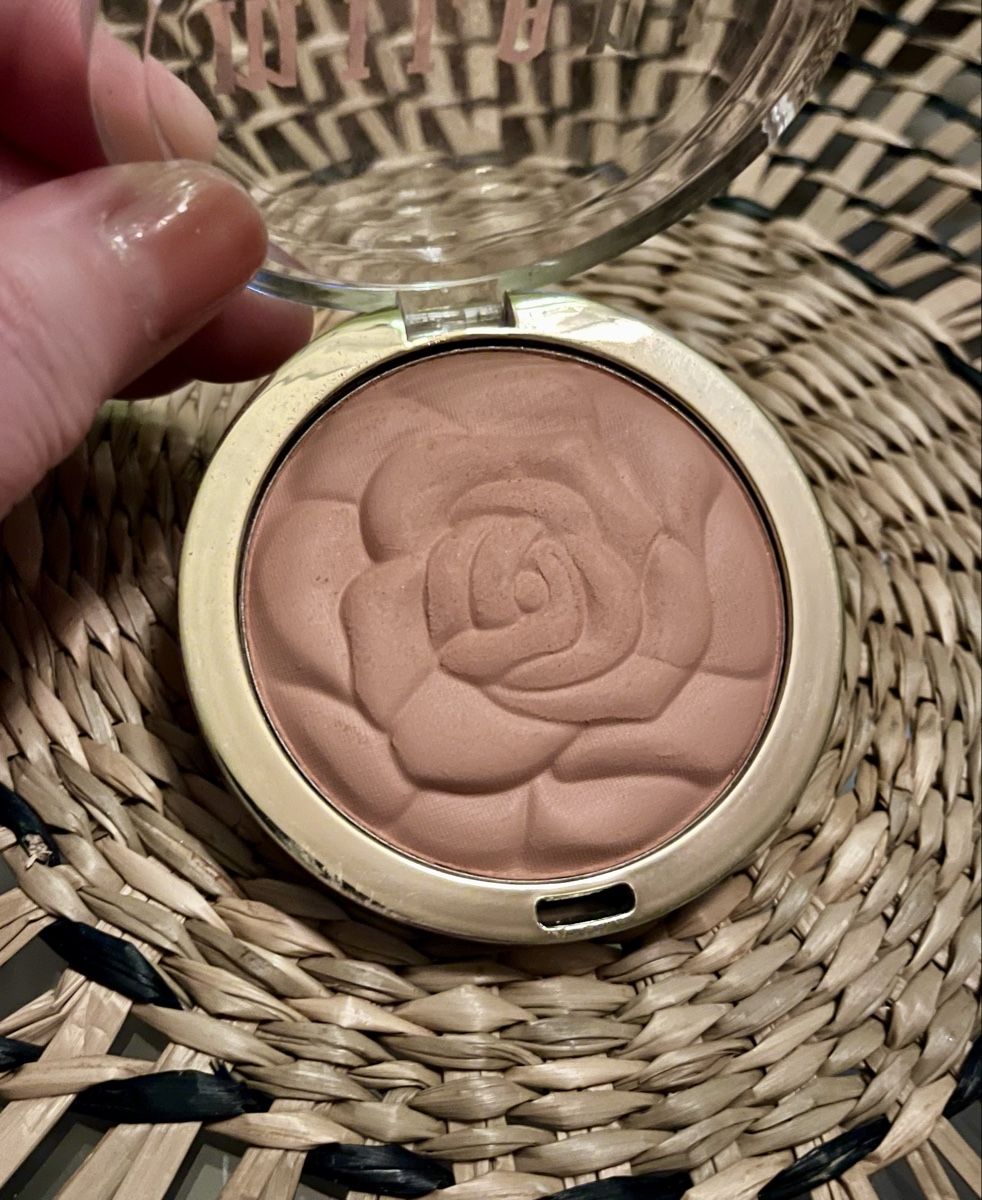 Make-up: Milani Rose powder blush – Nuovo (secondo la descrizione) da Perrefitte venduto da lulusphere