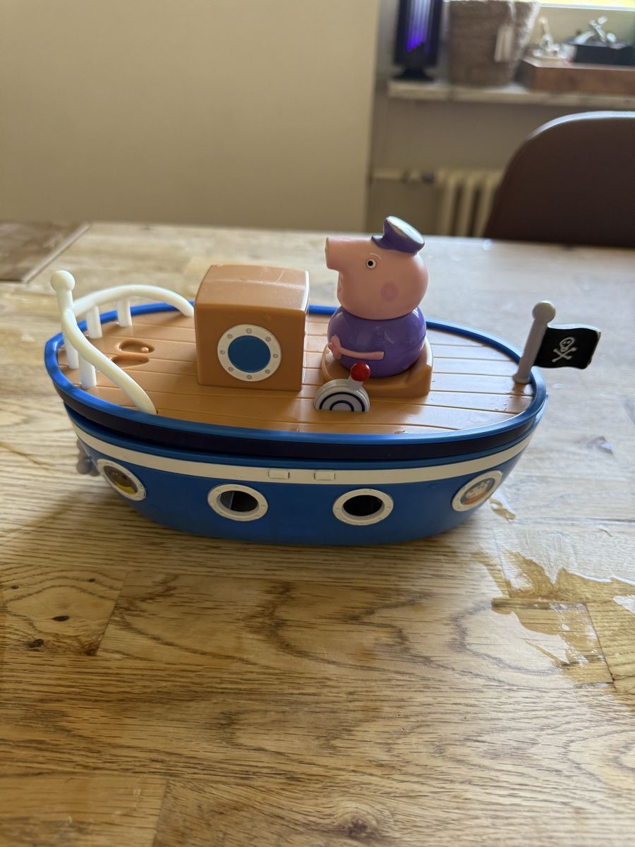 Giocattoli: Peppa Pig Grandpa Pig Boat – Usato da Pfaffhausen venduto da flaviajunqueira
