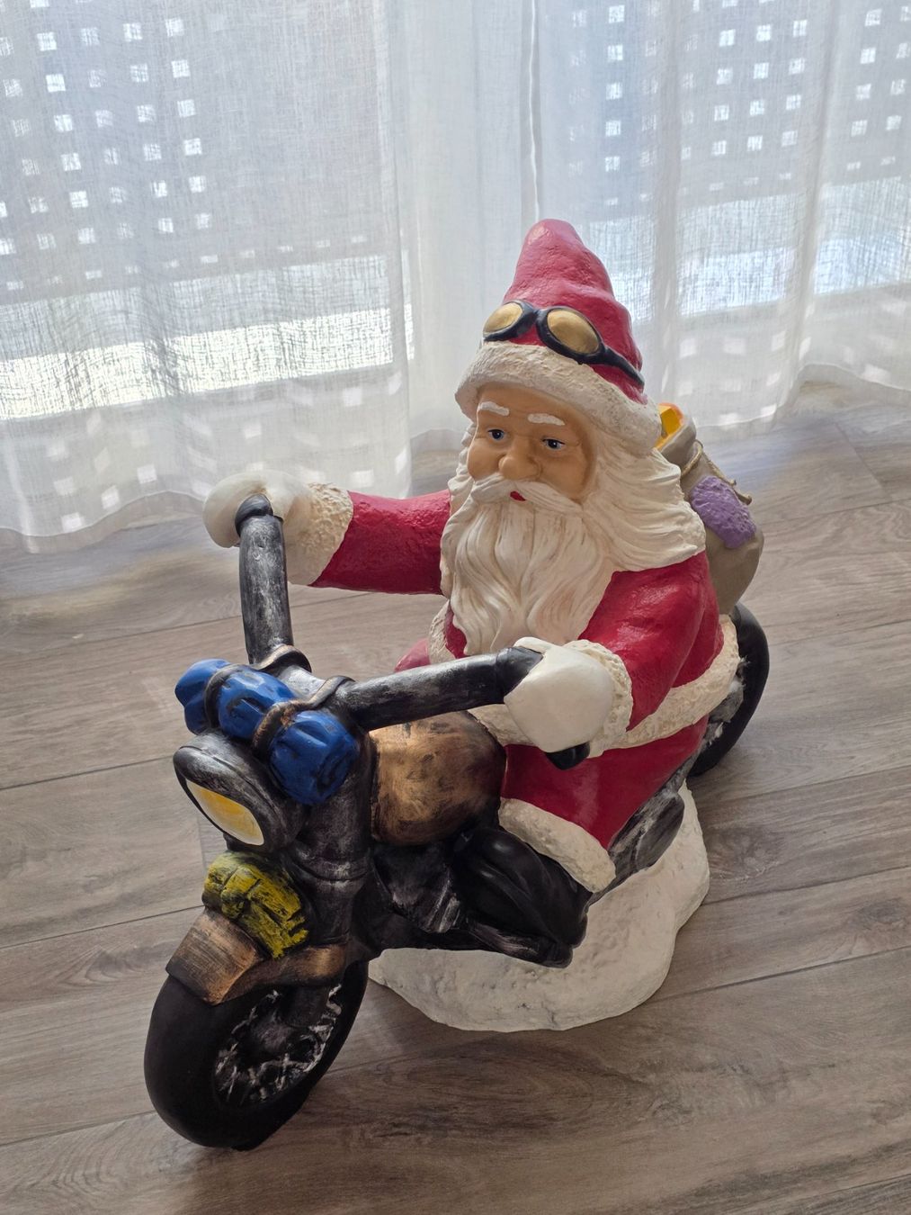 Alle Dekorationen: Nicolaus auf Motorrad – Gebraucht aus Duggingen von merlinmerlin 2