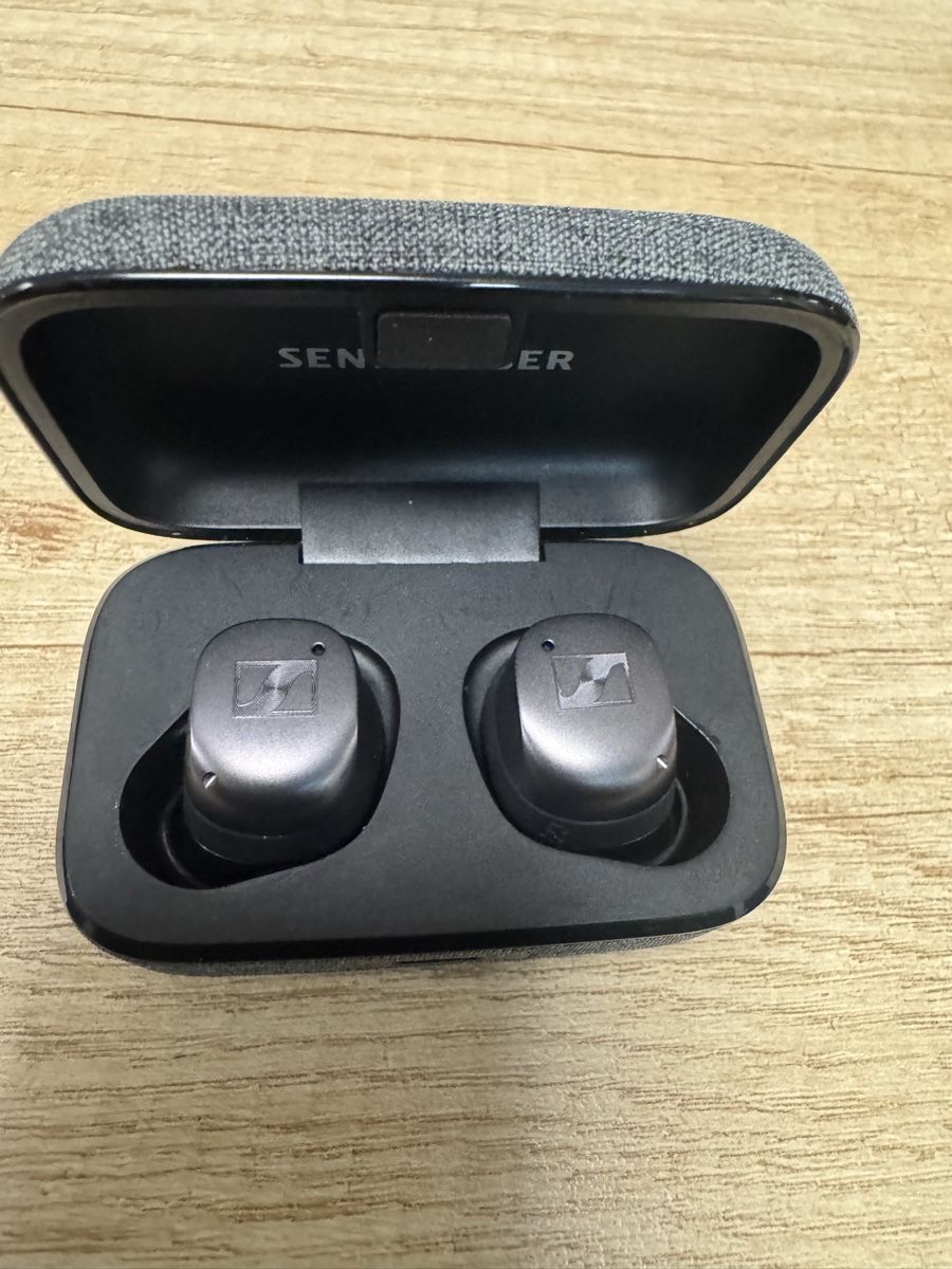 Sennheiser Kopfhörer: Écouteurs Sennheiser Momentum True Wireless – Defekt aus Biel/Bienne von Baol1 1
