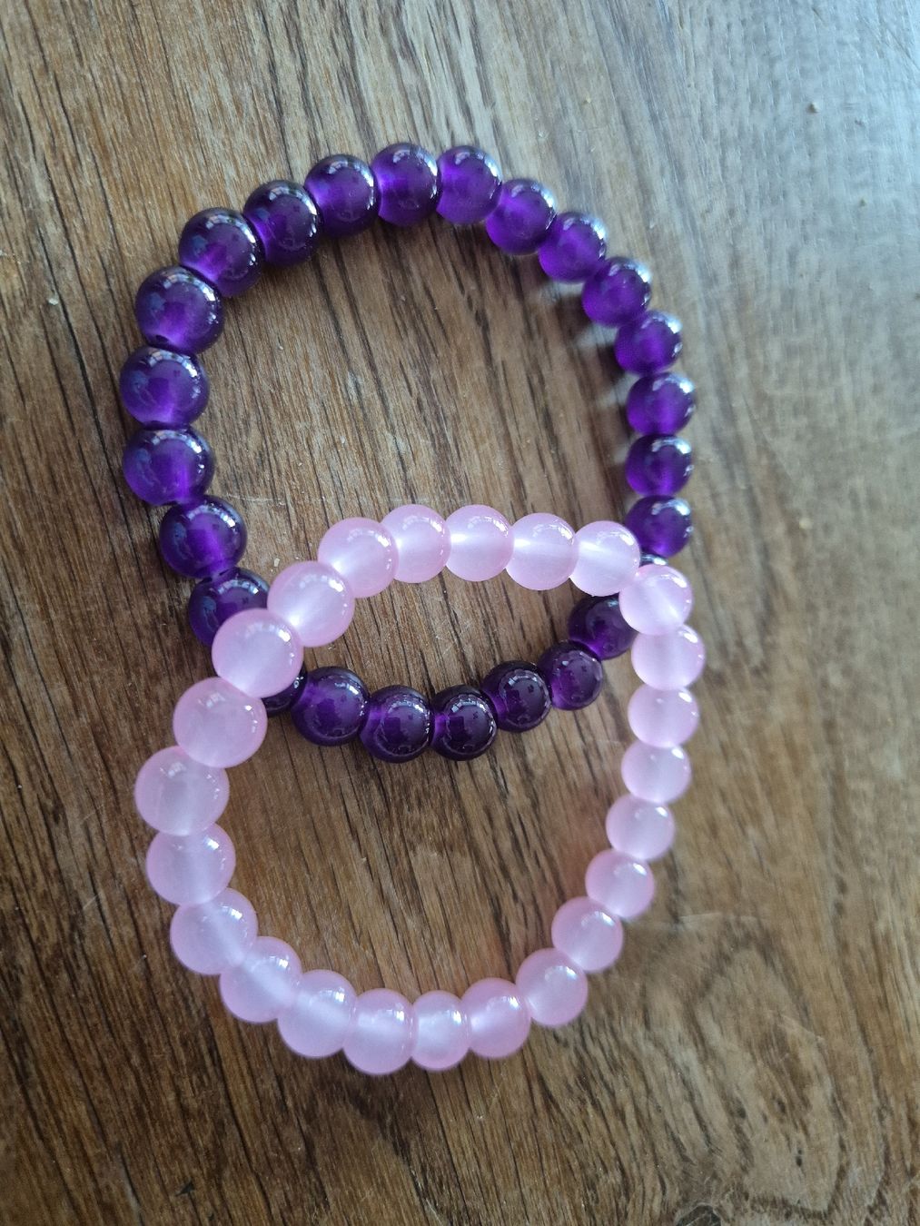 Bracciali & Braccialetti: 2 Steinarmbänder – Usato da Läufelfingen venduto da Netti04