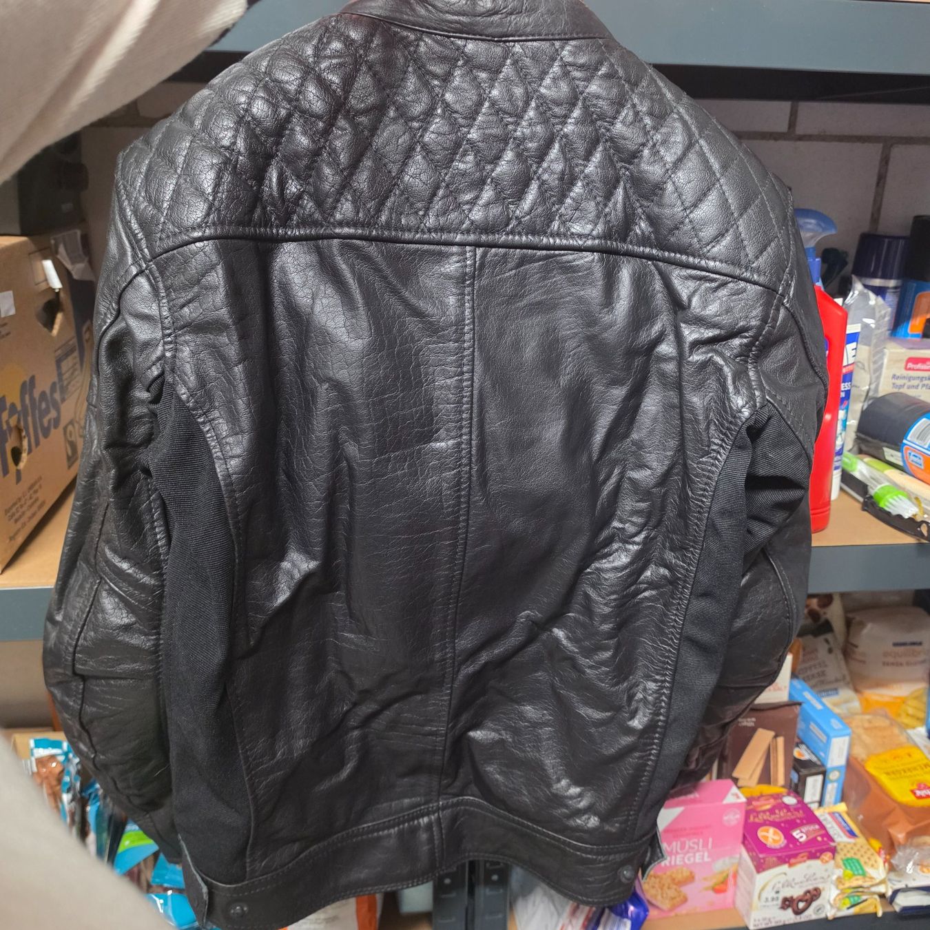 Vestes: Motorrad Lederjacke – D'occasion à Neuenegg par Ines022 1
