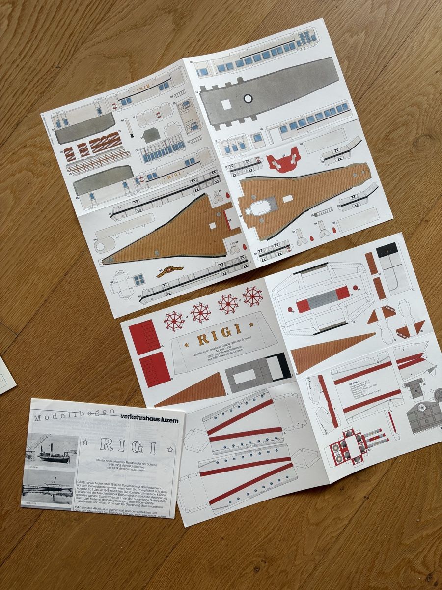 Kit bricolage: Set 3x Modellbogen Bleriot- Rigi- Rheinschiff - 80-90er – Nuovo (secondo la descrizione) da Zweisimmen venduto da Domii 3