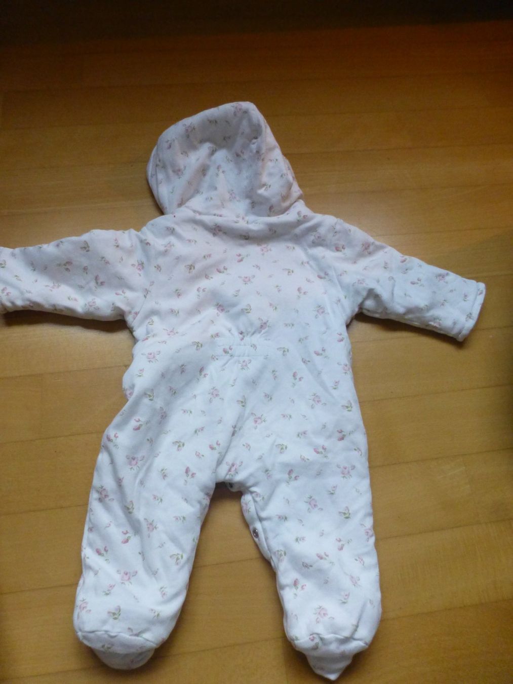 Pagliaccetti: Baby-Einteiler, gefüttert – Usato da Hergiswil NW venduto da annettelia 2
