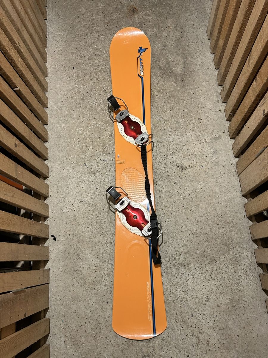 Boards: Snowboard SCOTT Strike – D'occasion à Bevaix par pel_yw5v