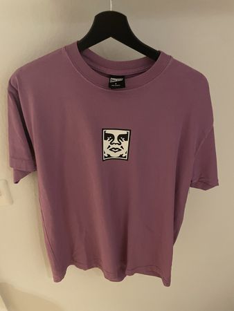 OBEY T-Shirt, Lila, Grösse S - Lässig für den Sommer!