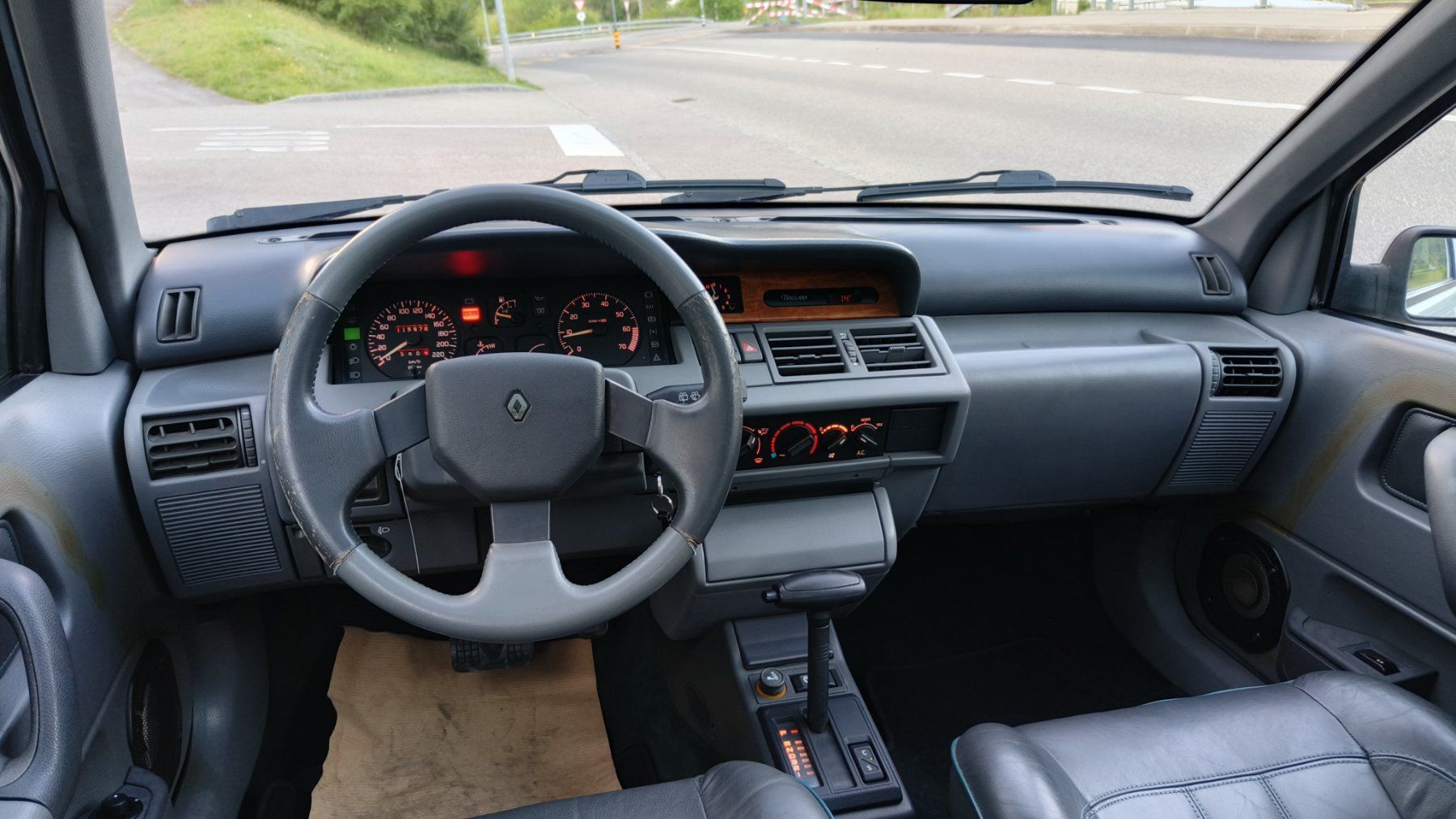 Renault Automobili: Clio 1.4 Baccara – Usato da Court venduto da andre2740 7