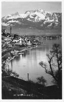 St Saphorin (VD) Dorf und Genfersee