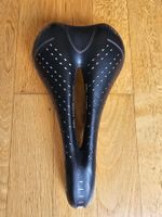 Sattel Selle Italia Sport gel flow // Breit: 140mm
