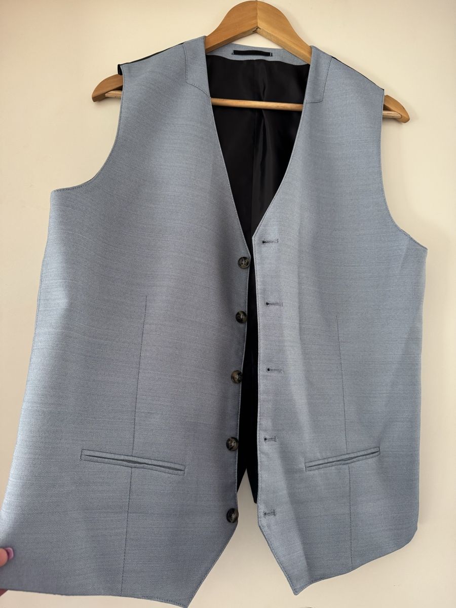 Lots de vêtements: Jacke,Gilet und Hemd gr. 52 – D'occasion à Heitenried par alessandro022 2