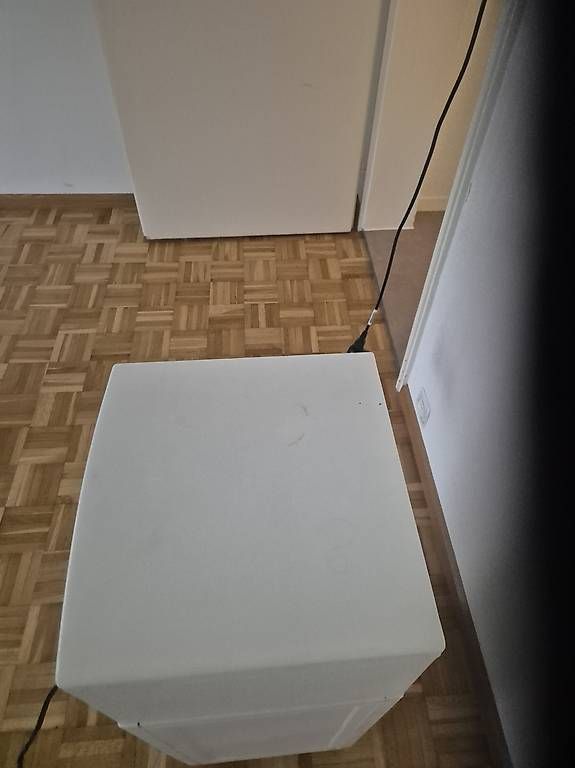 Scaffali: Badzimmer Regal – Usato da Basel venduto da bes_mnp7 2