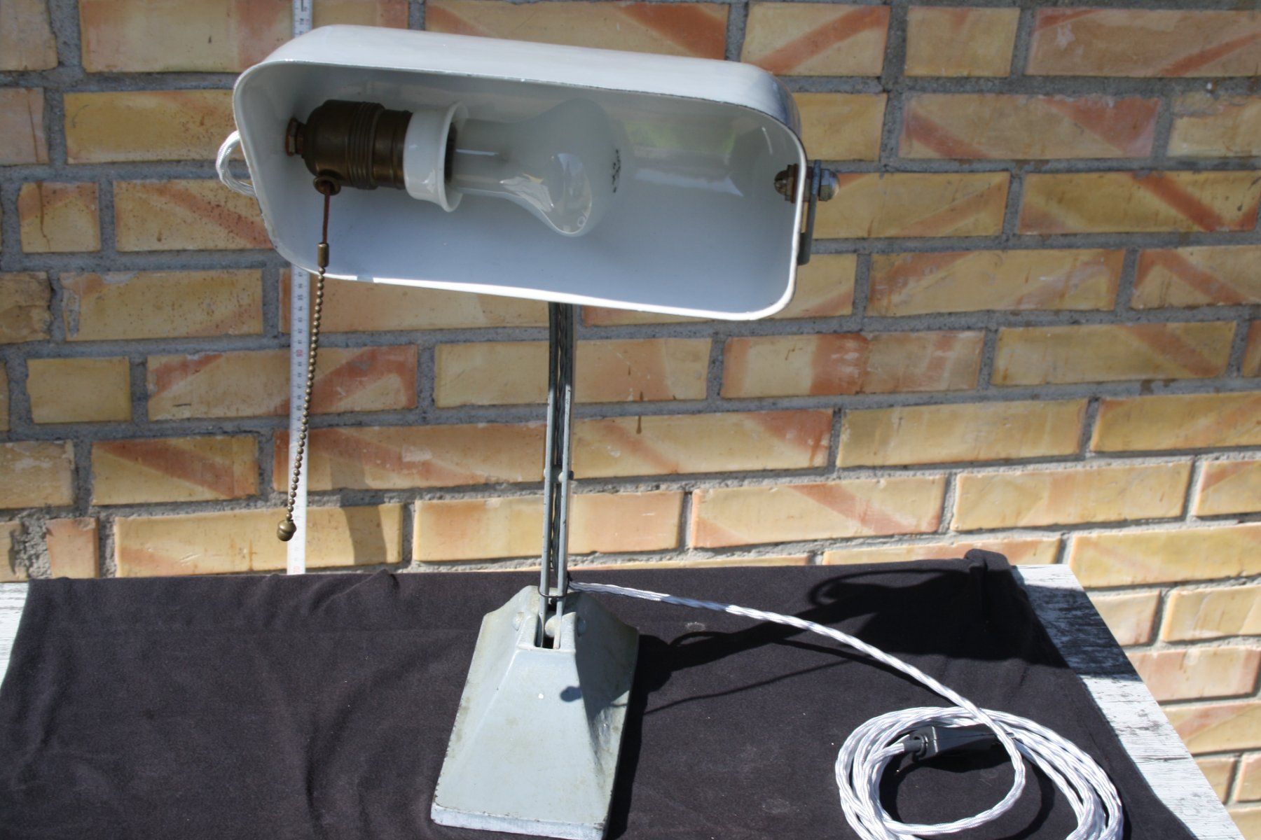 Bag Turgi Lampen: Bag Turgi  Banker Lampe – Gebraucht aus Wauwil von Pneuedy 6