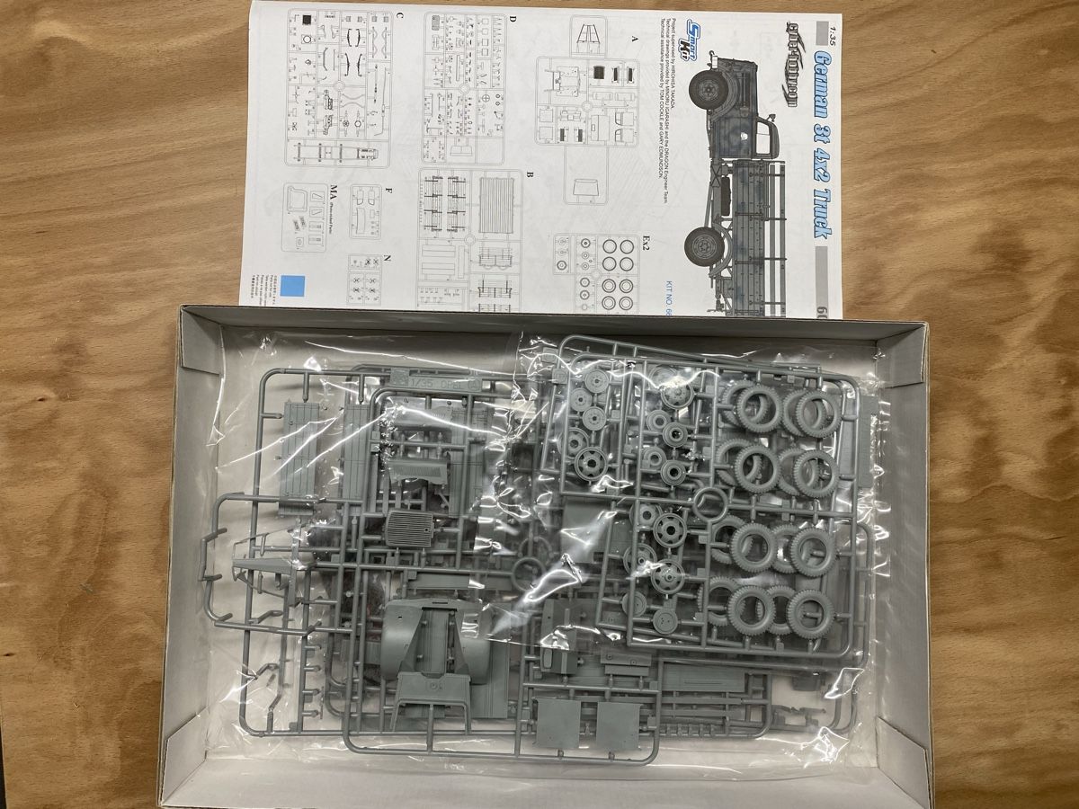Kit di modellismo & Modellini statici: Opel Blitz Dragon 1/35 – Nuovo e nell'imballaggio originale da Volketswil venduto da Tarzan22 1