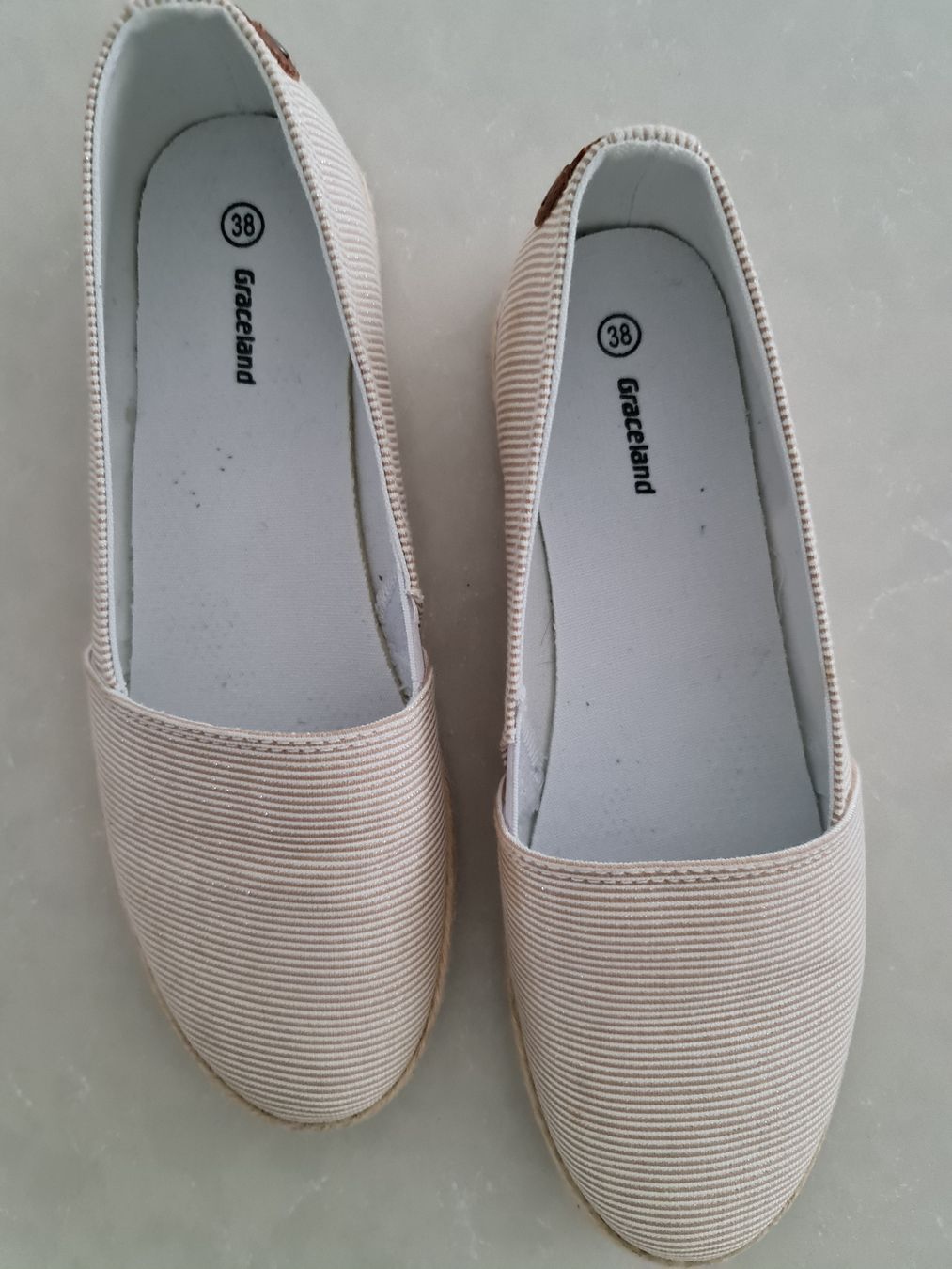 Graceland Scarpe da donna: Graceland Espadrilles, beige-weiss gestreift, Gr38 – Usato da Bülach venduto da Rommar 1