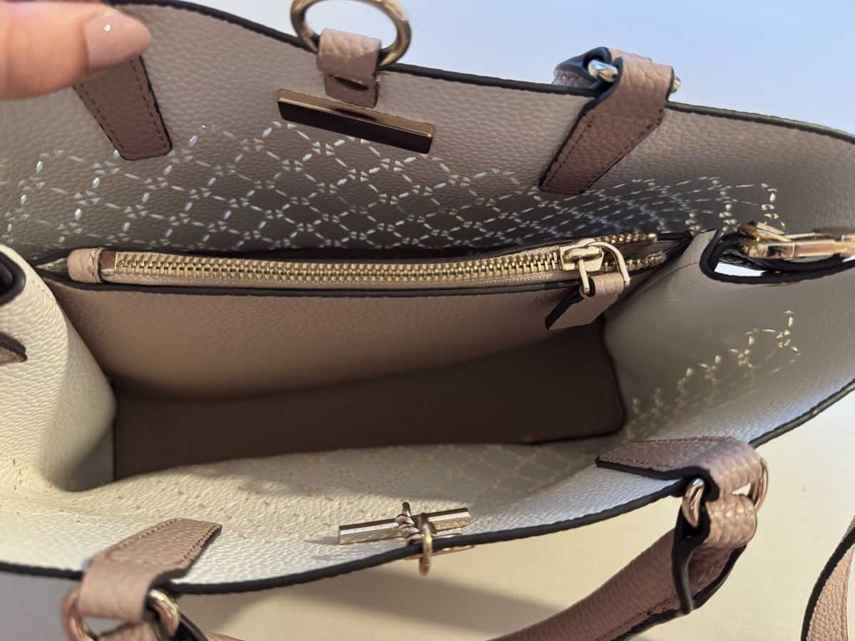 Guess Borse da donna: Guess Handtasche, hellrosa – Nuovo (secondo la descrizione) da Zürich venduto da Selina_Hi 2
