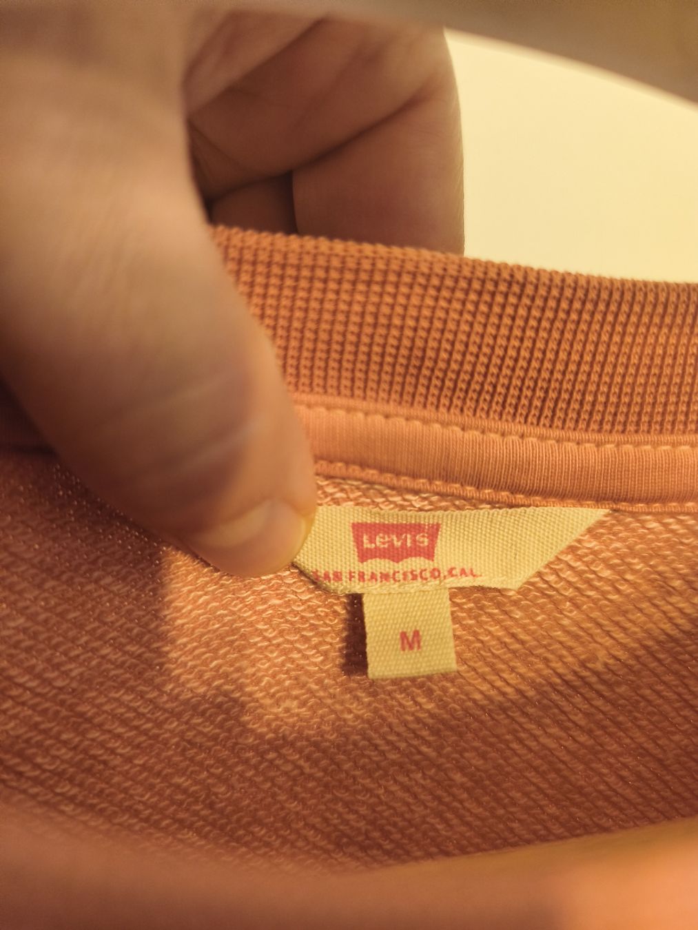 Levi's Pullover & Sweatshirts: Levis Pulliver Grösse M – Gebraucht aus Steffisburg von AroundTheWorld 1