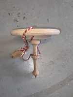 Melkstuhl Antik mit Holzschnitzerei Klein