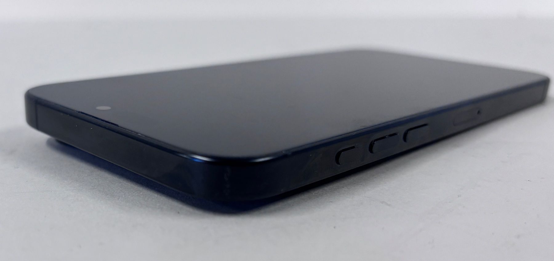 Apple Handys / Smartphones: Mobiltelefon Apple iPhone 16 Pro Max – Gebraucht aus Solothurn von PolizeiktSolothurn 3