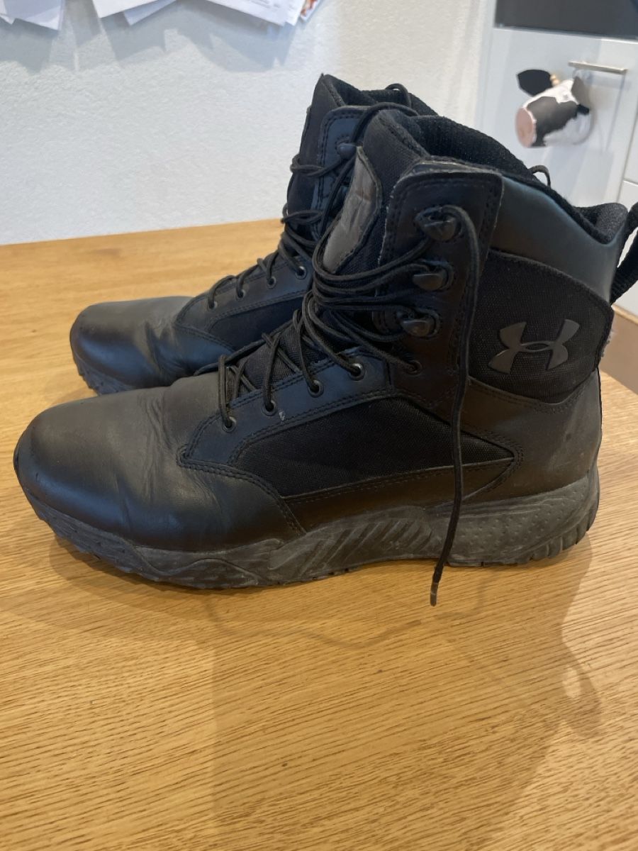 Under Armour Scarpe da uomo: Under Armour Herren Tactical Boots, Einsatzstiefel – Usato da Recherswil venduto da grafics 2