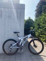 Tolles Mountain-Bike Fully - Specialized Stumpjumper FSR