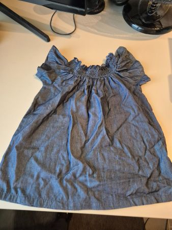 Schöne Sommerliche Bluse, Grösse 8.