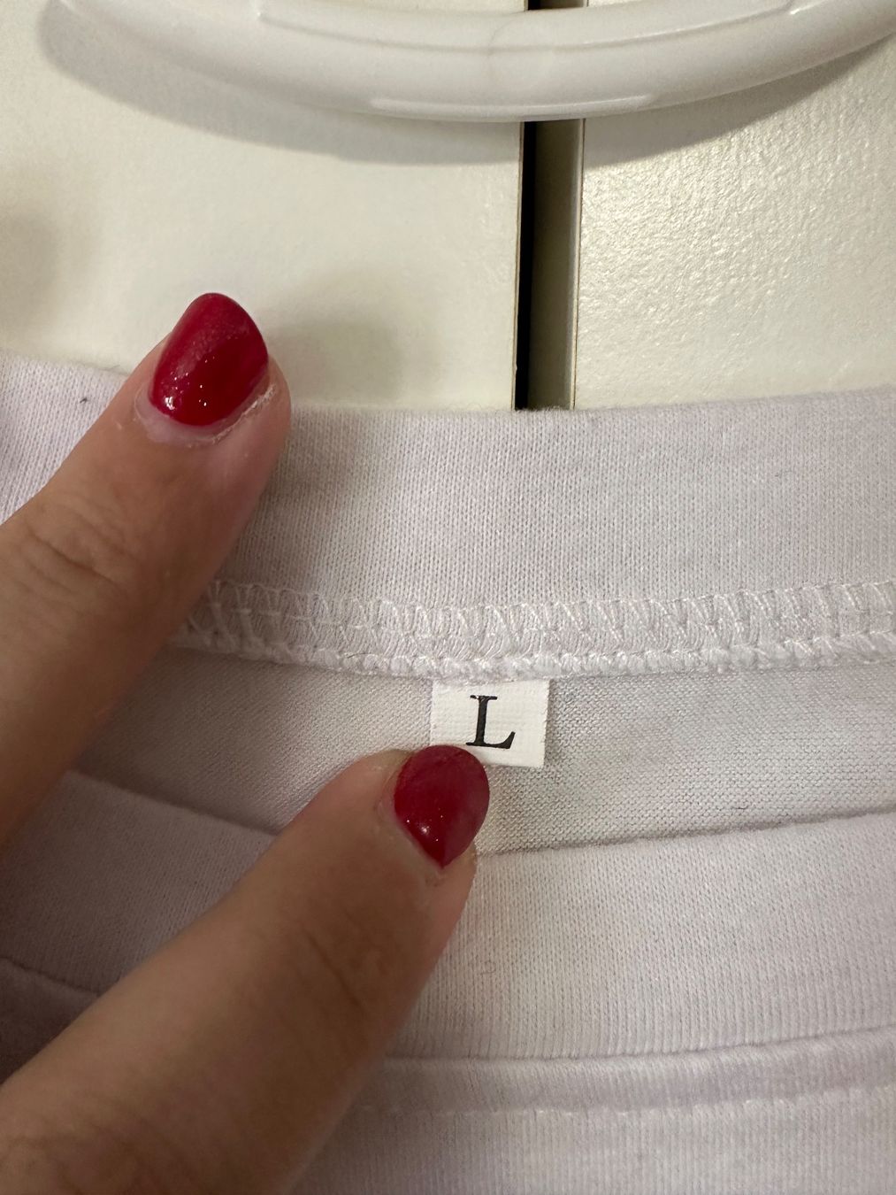 Tops: Damen Tanktop weiss Grösse L – D'occasion à Schaan par Hermine2018 1