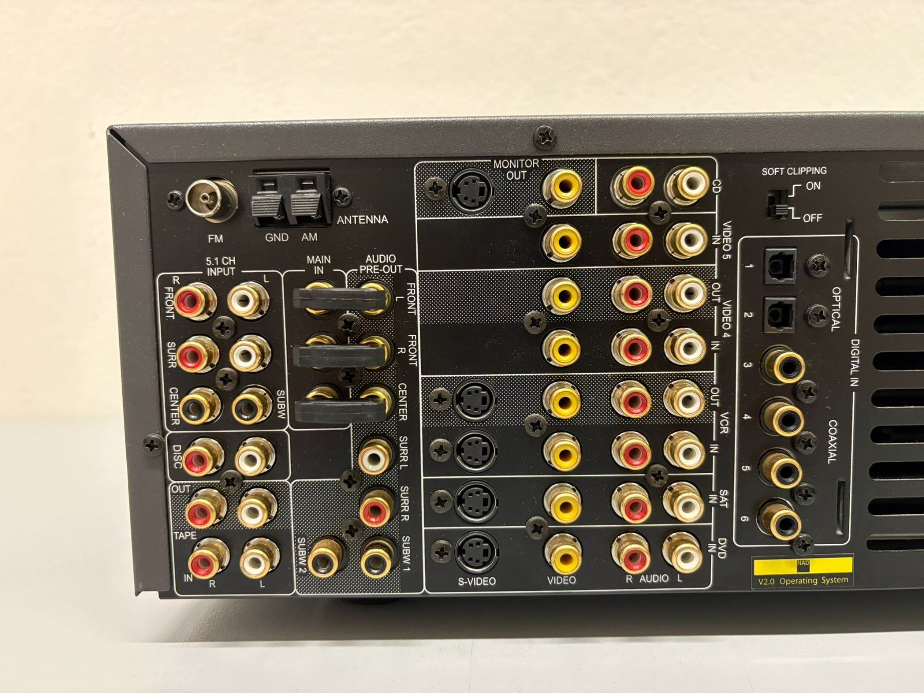 Nad Ricevitori: NAD AV Surround Sound Receiver T743 – Usato da Hochdorf venduto da av-electronics 5