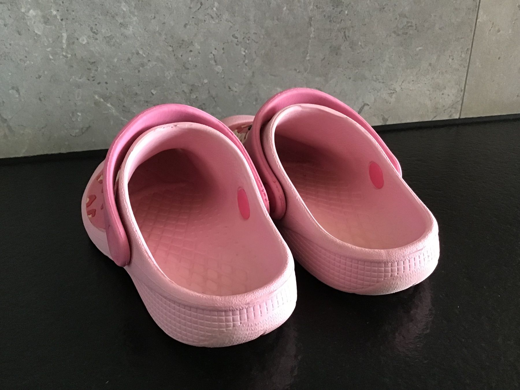 Schuhe für Mädchen: Sabots filles – Gebraucht aus Neuchâtel von sta_7qfy 2