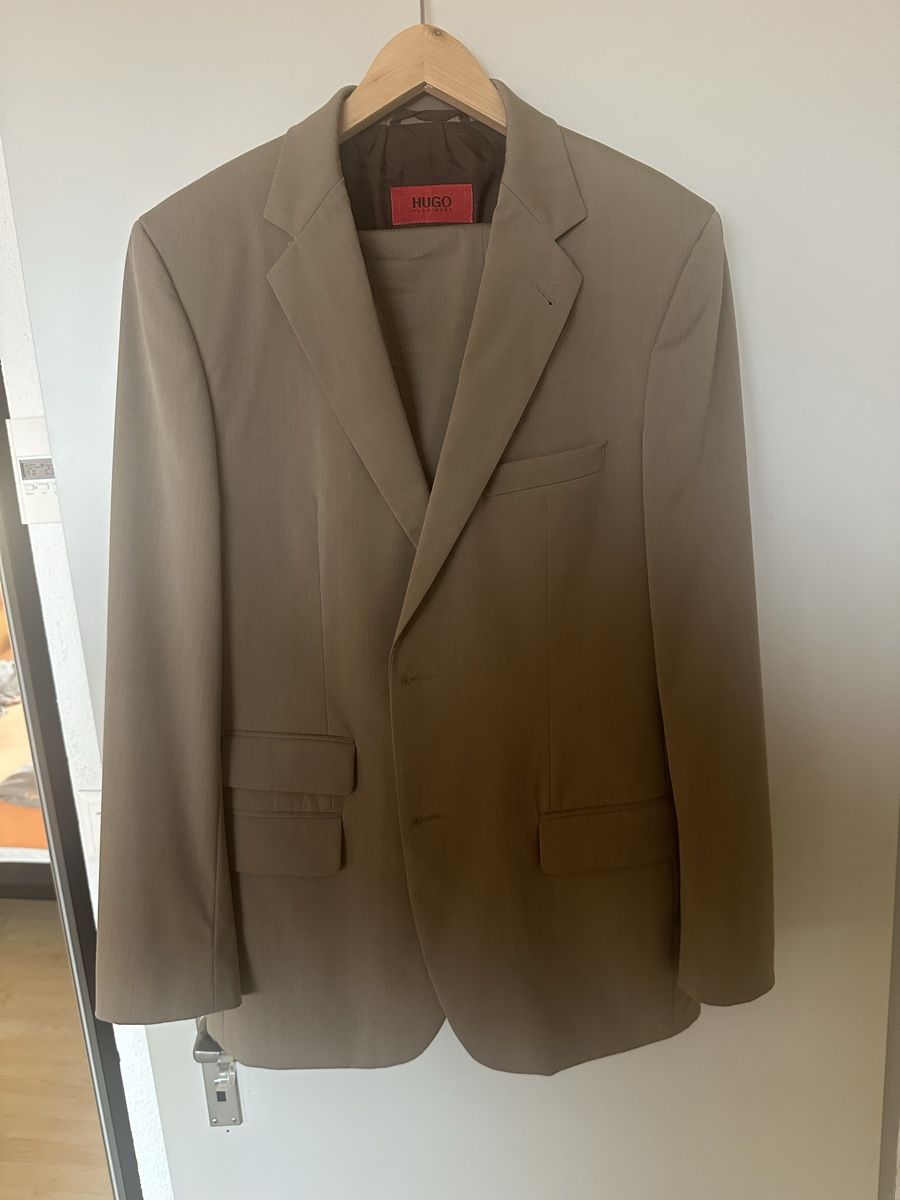 Hugo Boss Completi: Hugo Boss Anzug – Usato da Root venduto da NaBr76